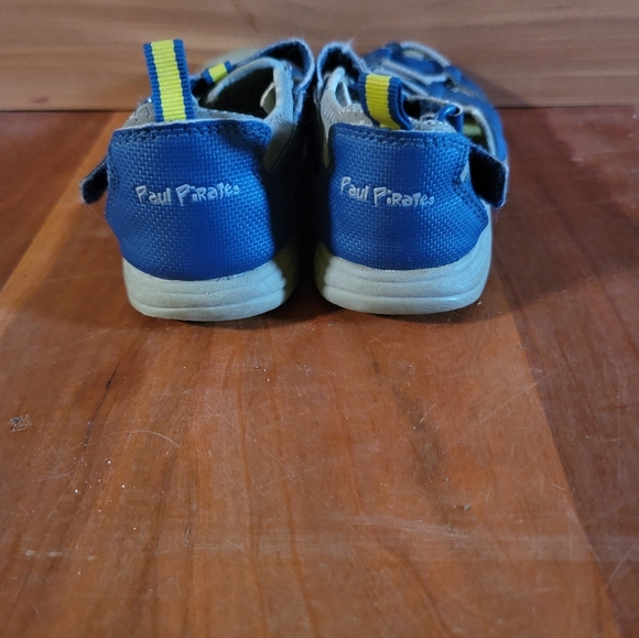 Paul Pirate Size 10 toddler sandals - Picture 2 of 4